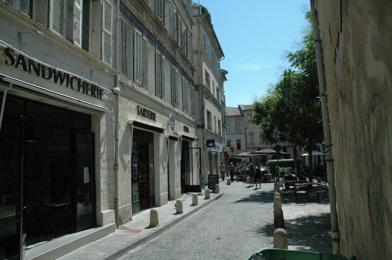 Studio De La Croix Avignon Centre المظهر الخارجي الصورة