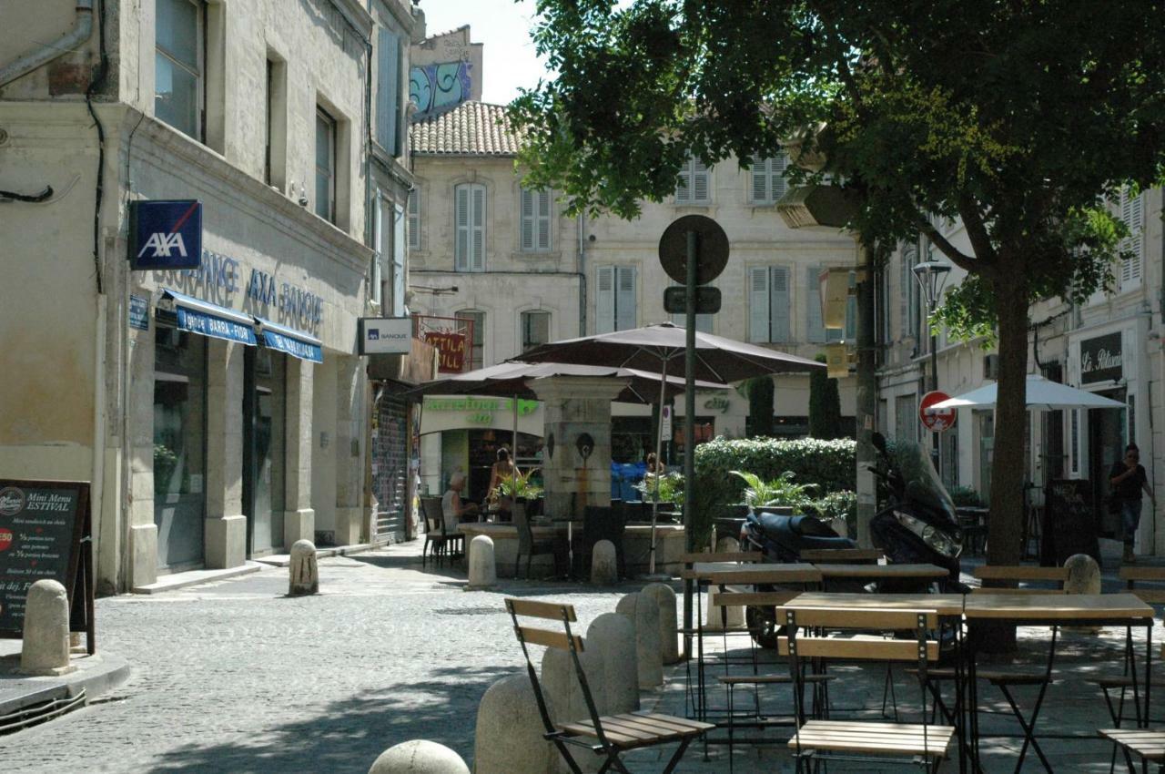 Studio De La Croix Avignon Centre المظهر الخارجي الصورة